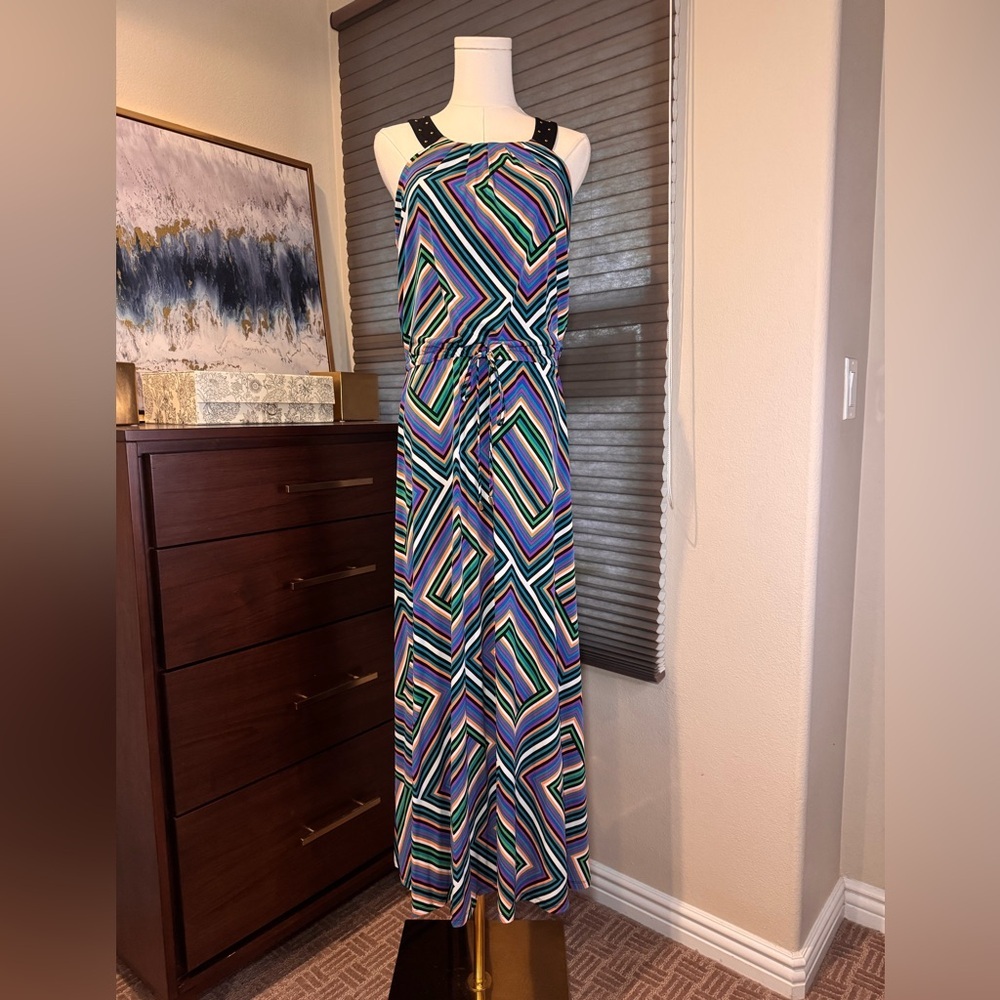 Woman's Calvin Klein Multicolor Geometric Halter Maxi Dress. Size XS